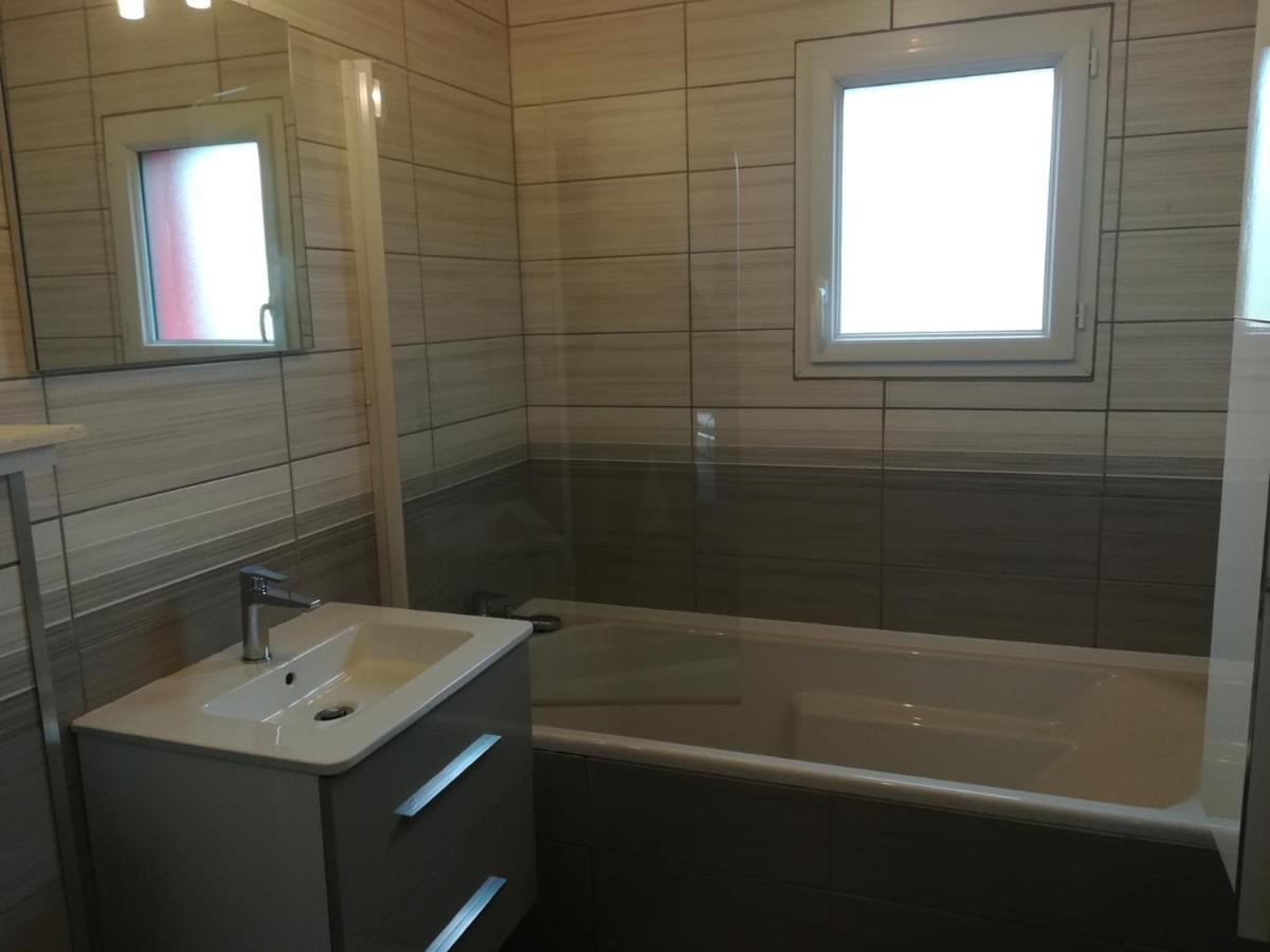B&B Marianne-Jacky Lemans Montbizot Екстер'єр фото