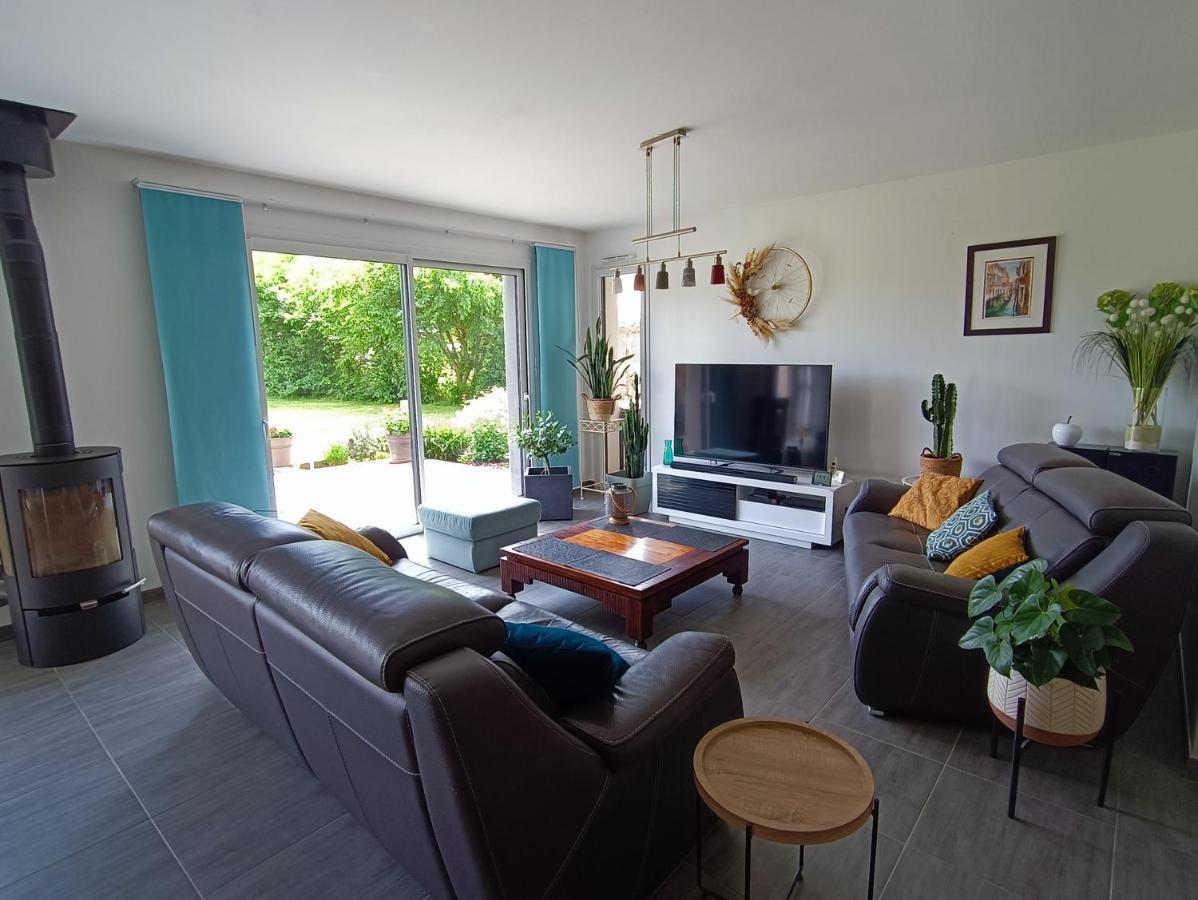 B&B Marianne-Jacky Lemans Montbizot Екстер'єр фото